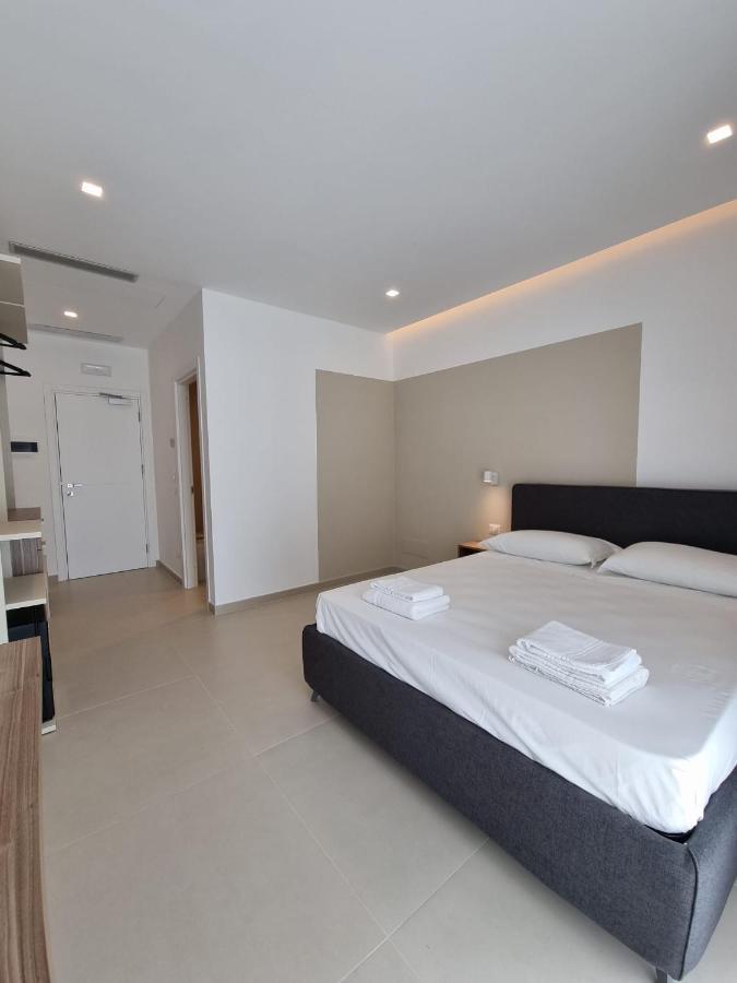 Marea Retreat Rooms Marina di Camerota Exterior foto