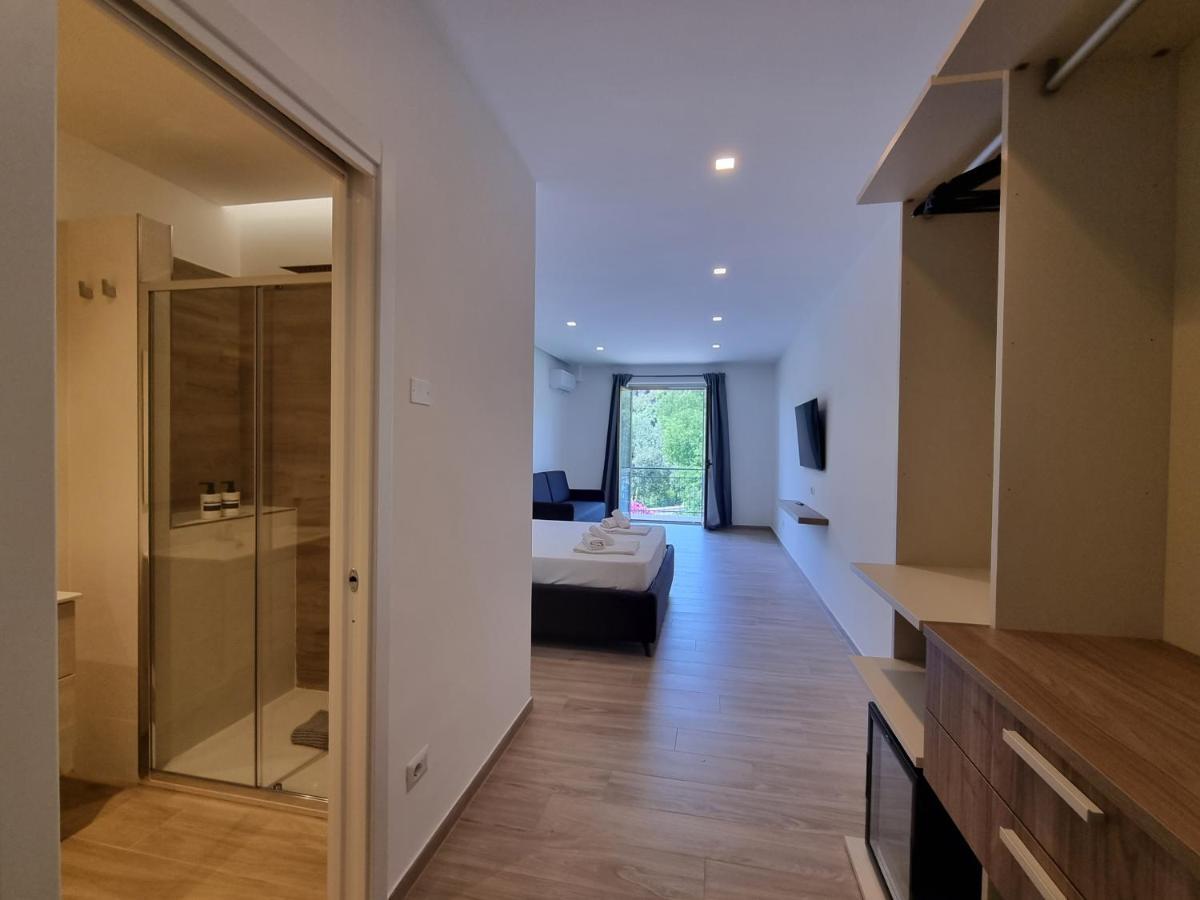 Marea Retreat Rooms Marina di Camerota Exterior foto